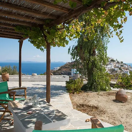 Agnanti Traditional Pensionat 3*